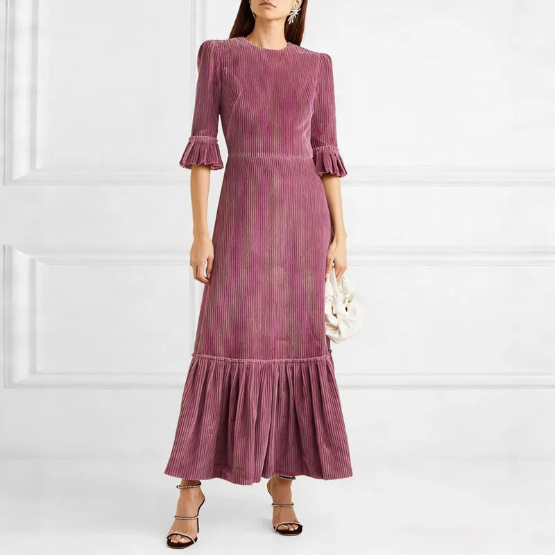 שמלה דגם אגם