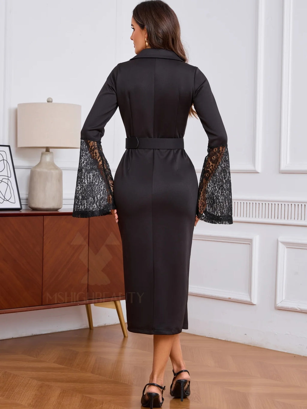 שמלה דגם קלאסיקה