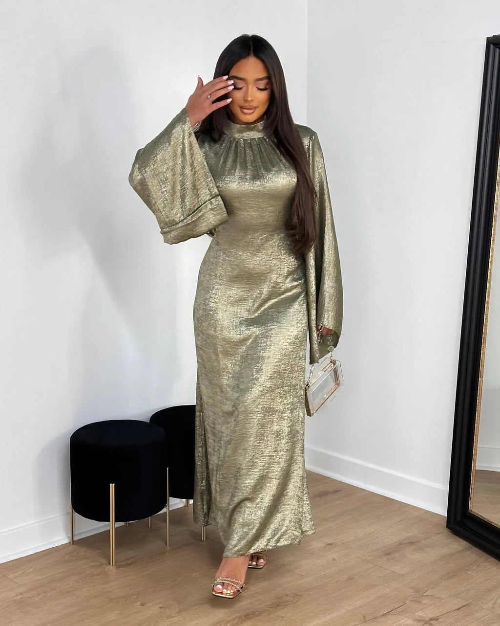 שמלה דגם פרום