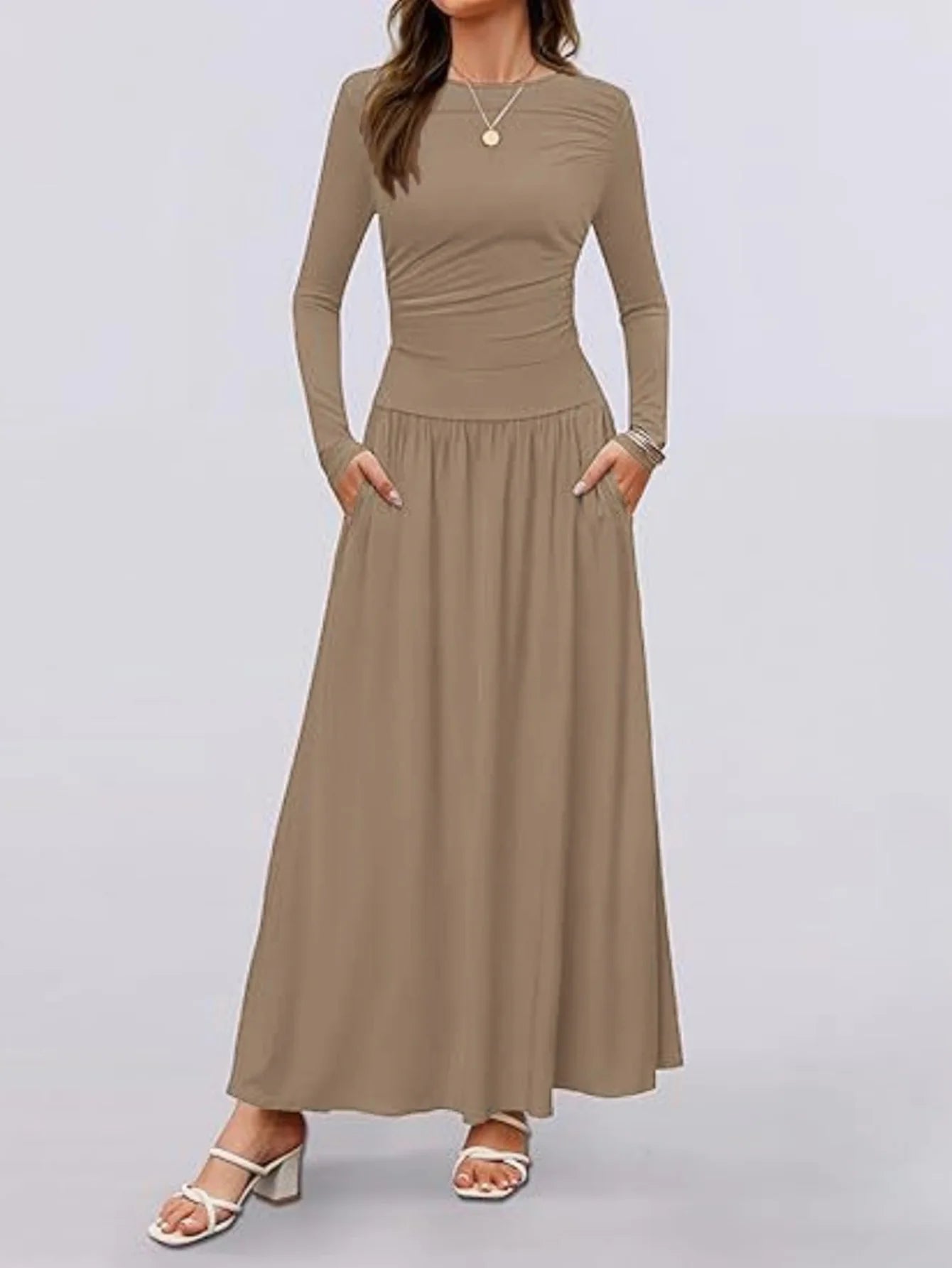 שמלה דגם מוניק