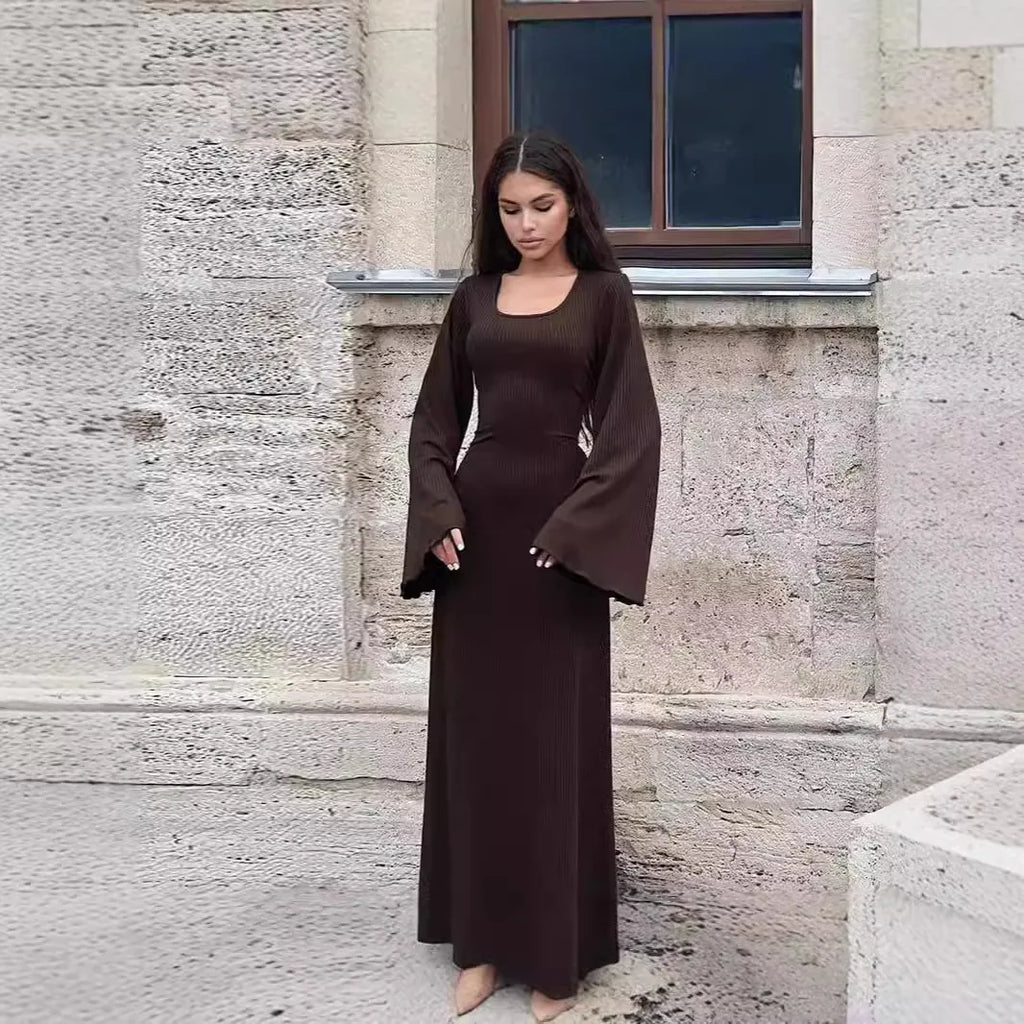 שמלה דגם אלה