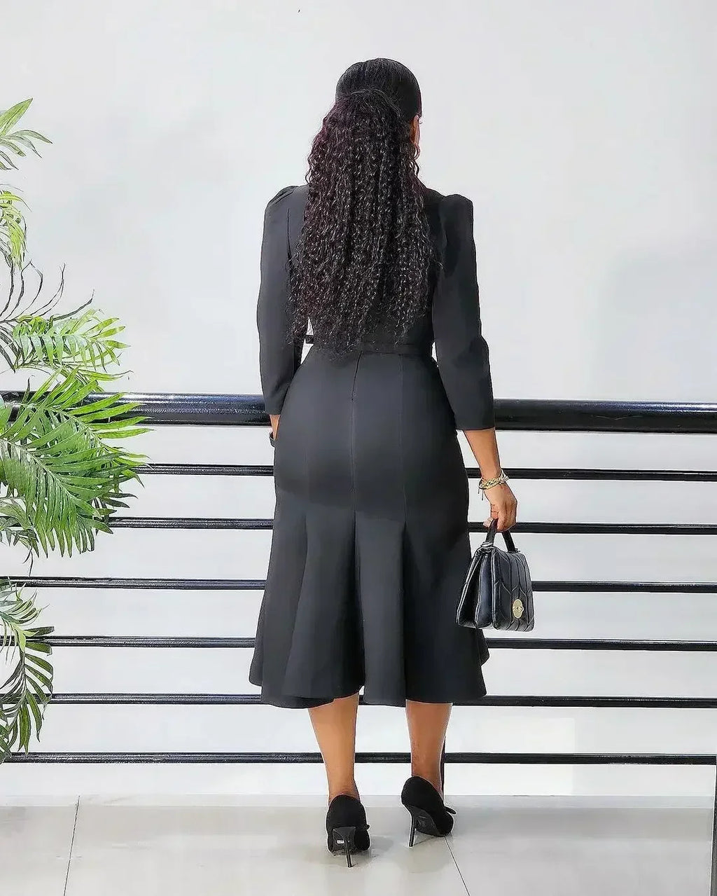 שמלה דגם יפית