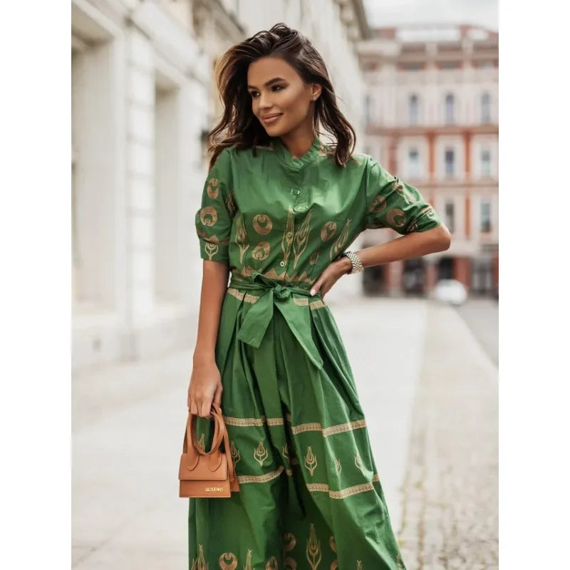 שמלה דגם בהירה