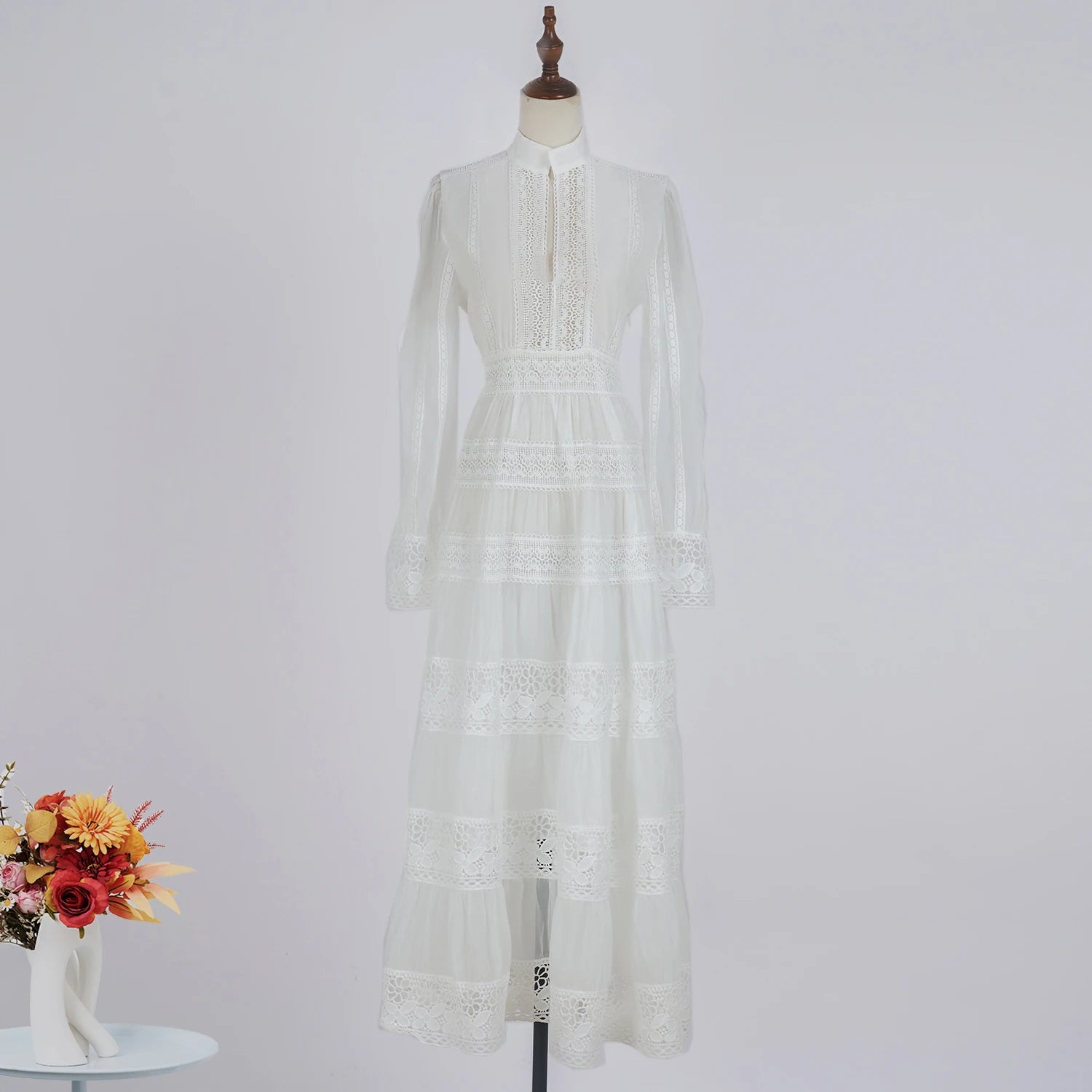 שמלה דגם שרה