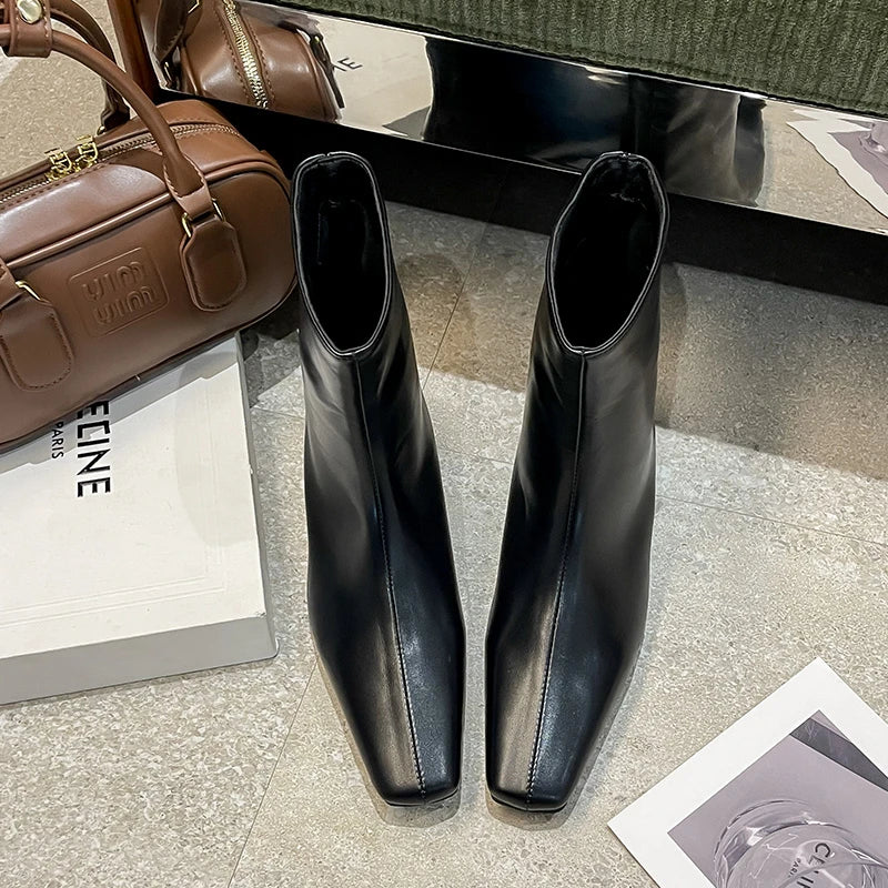 מגפיים דגם- שירי