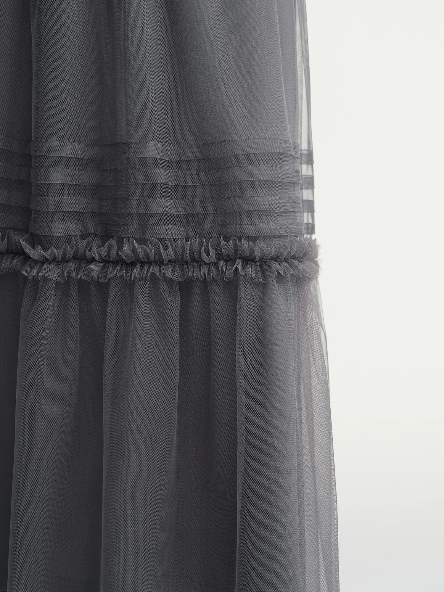 חצאית שיפון