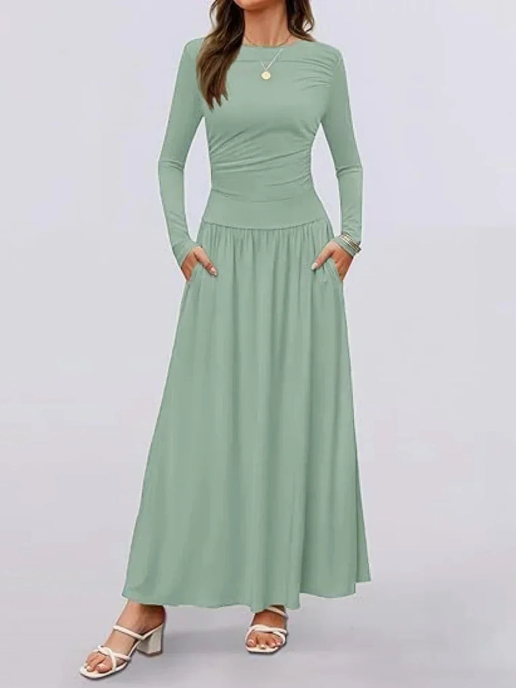 שמלה דגם מוניק