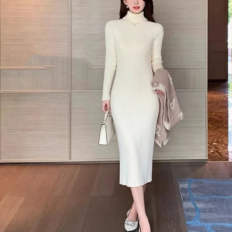 שמלה דגם לינה