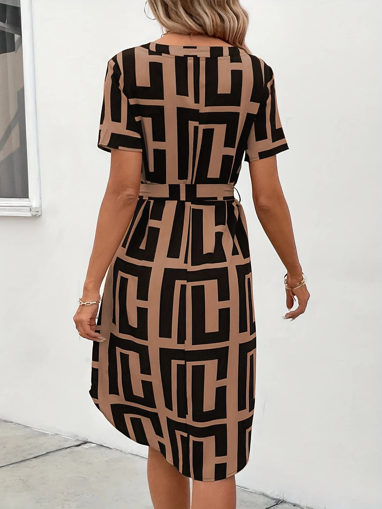 שמלה דגם פני