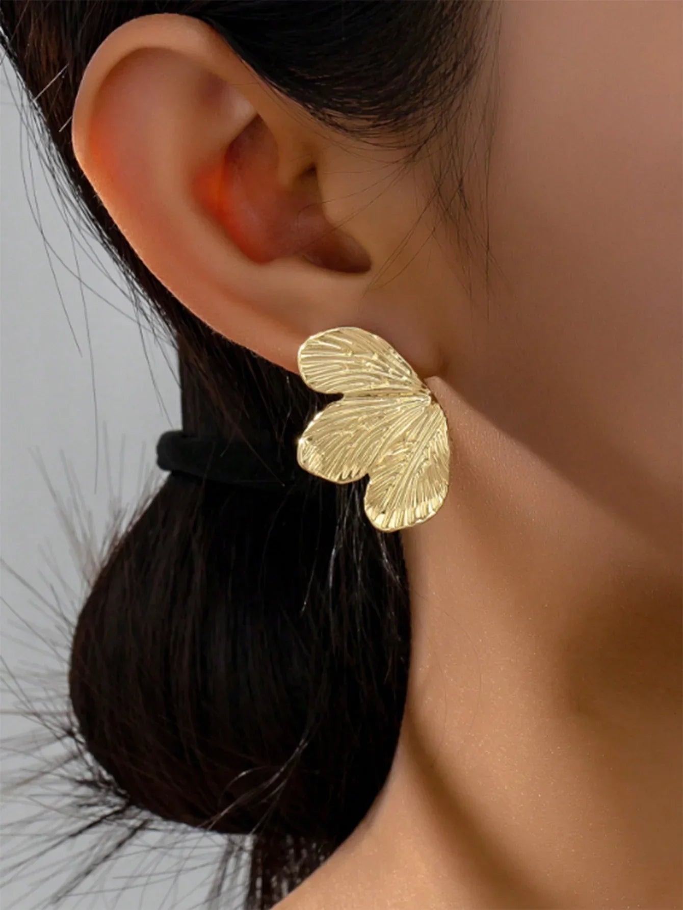 עגילים דגם עומר