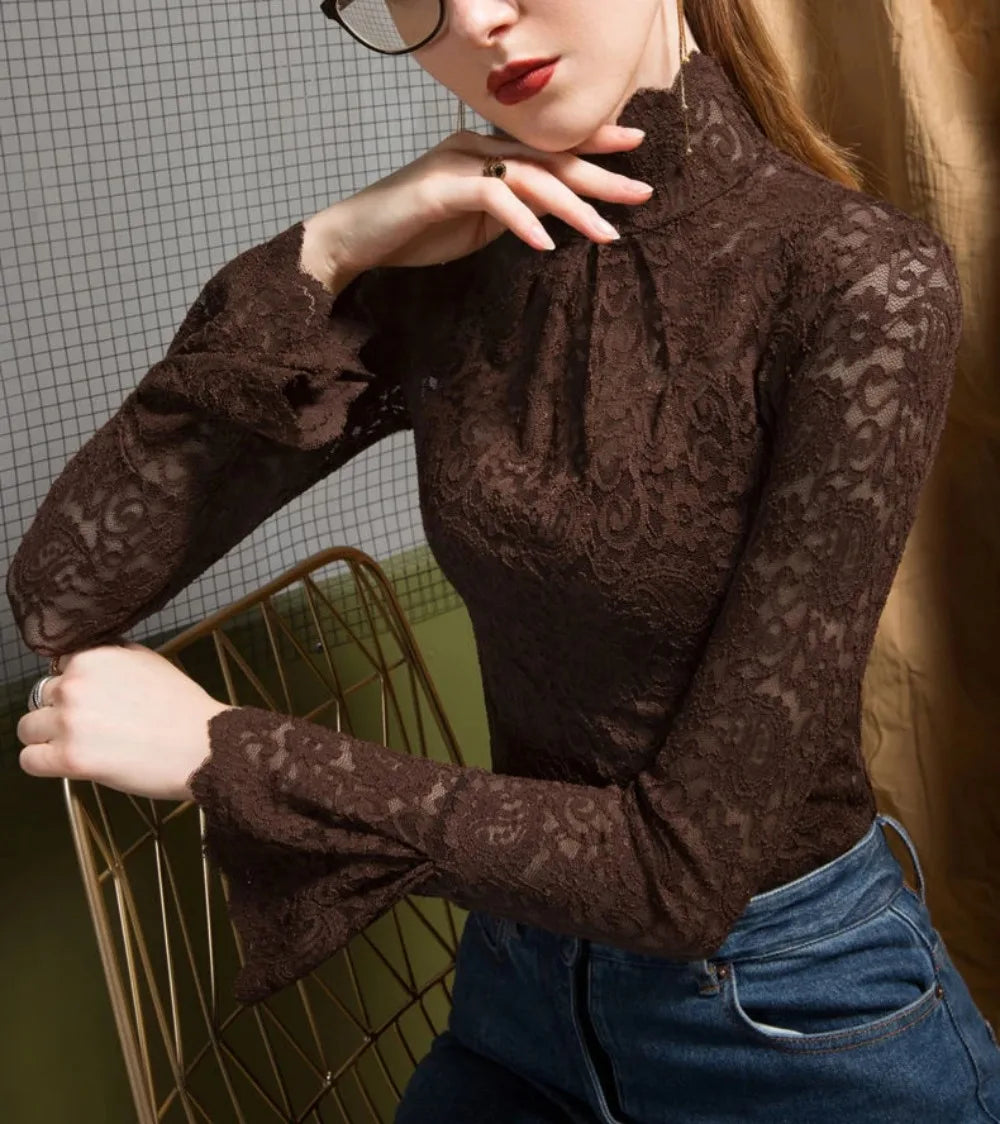 חולצה דגם שחר