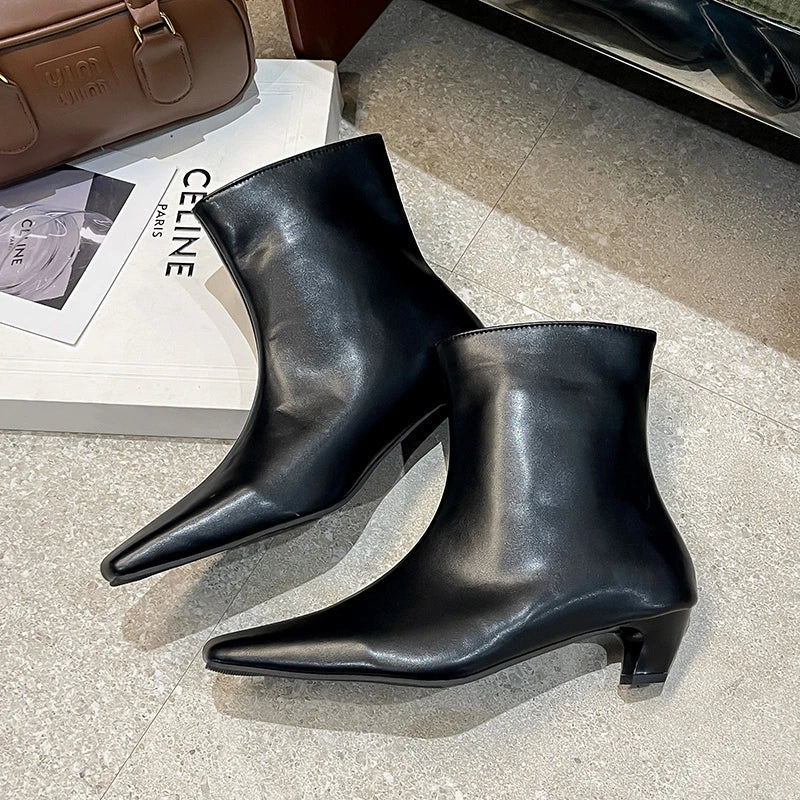 מגפיים דגם- שירי